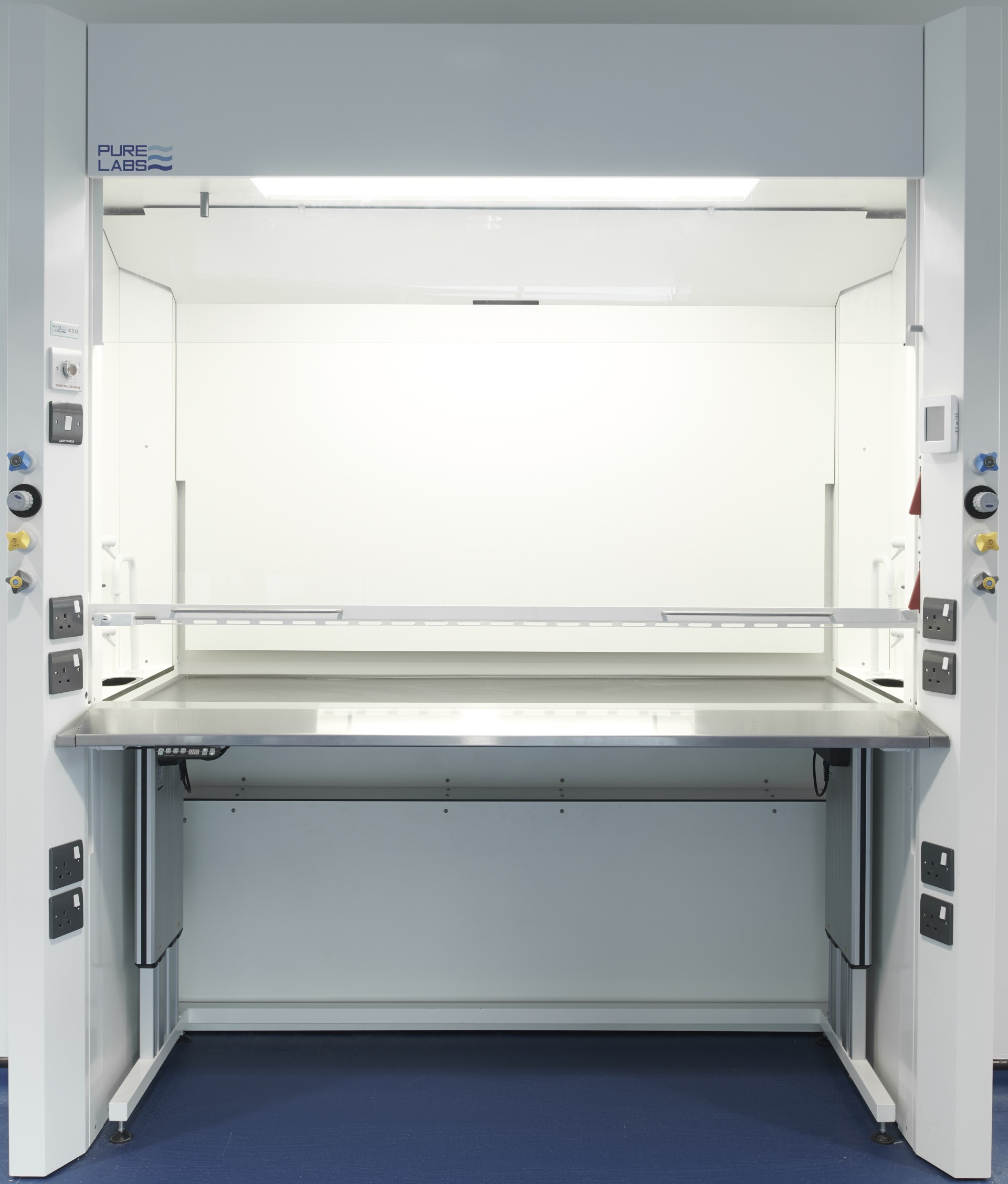 PL2 Ducted Fume Cupboard